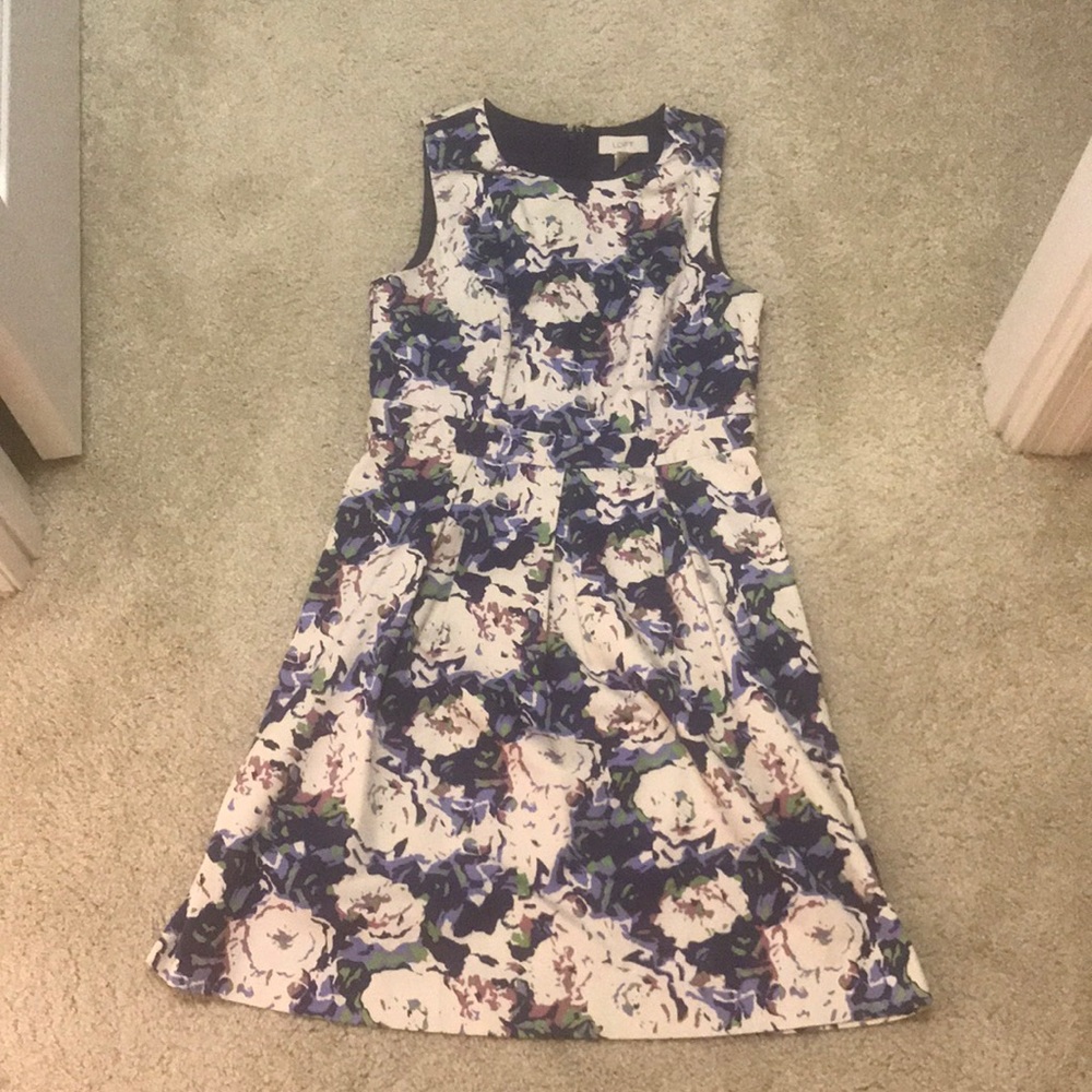 Loft sleeveless floral dress size 0